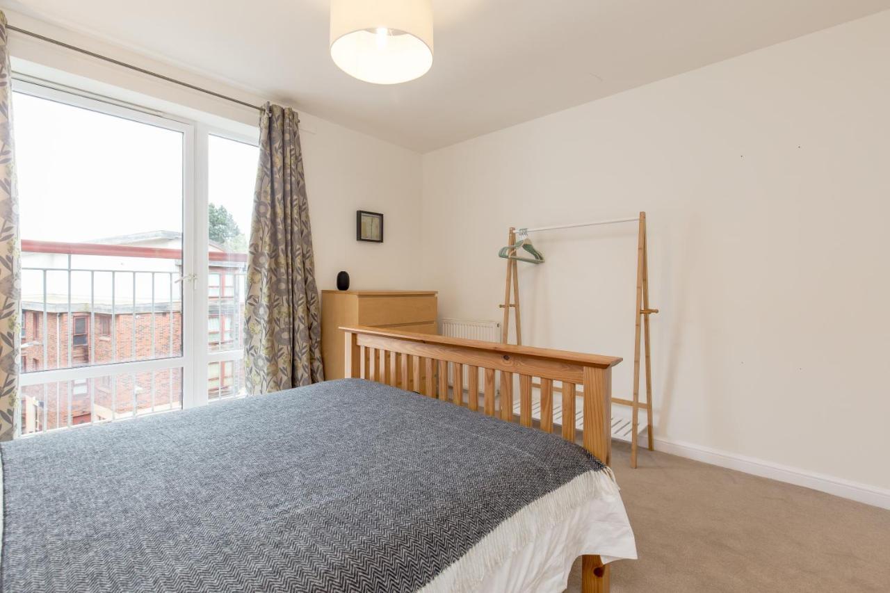 Dreamhouse Apartments Edinburgh Haymarket מראה חיצוני תמונה
