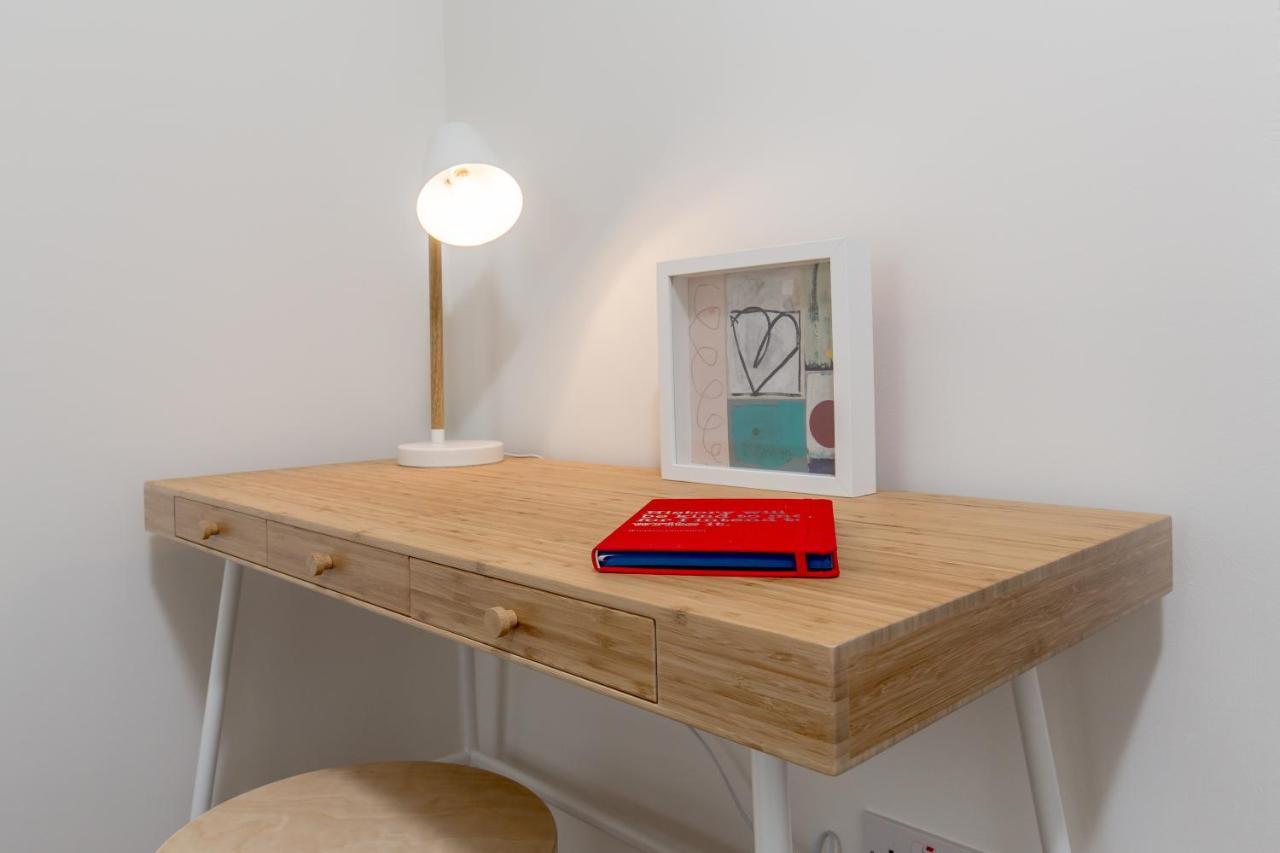 Dreamhouse Apartments Edinburgh Haymarket מראה חיצוני תמונה